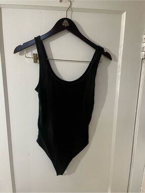 Abercrombie & Fitch Black Scoop Neck Tank Bodysuit - Size Small - EUC